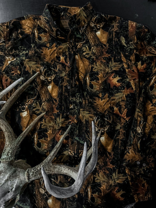 Whitetail Buck Button Up [Fit: Medium]